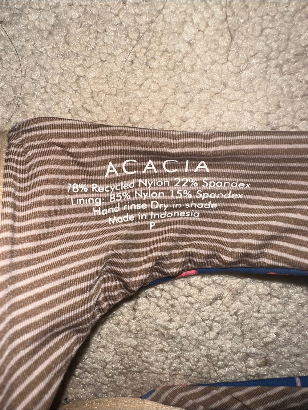 Acacia Manhattan Style Top In The Print Poppy. View 3